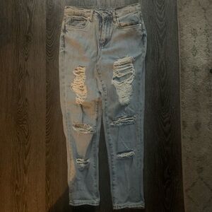 Blank NYC The Rivington High Rise taper distressed denim jean
Size 27
